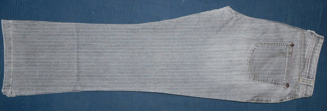 Gr.42/44 / W 34 L 32 Jeans grau mit dezenten Streifen High Waist - Cecil Style: Henna
