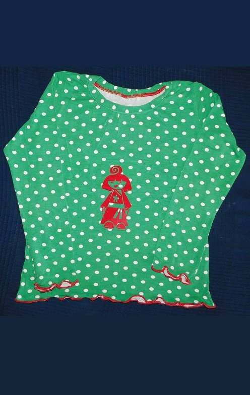 Gr.122-128 Shirt grün weiße Punkte Japanerin - Handarbeit