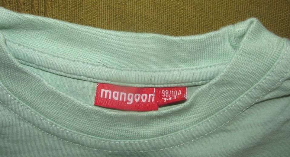 Gr.98-104 Langarmshirt hellgün mit Druck - mangoon