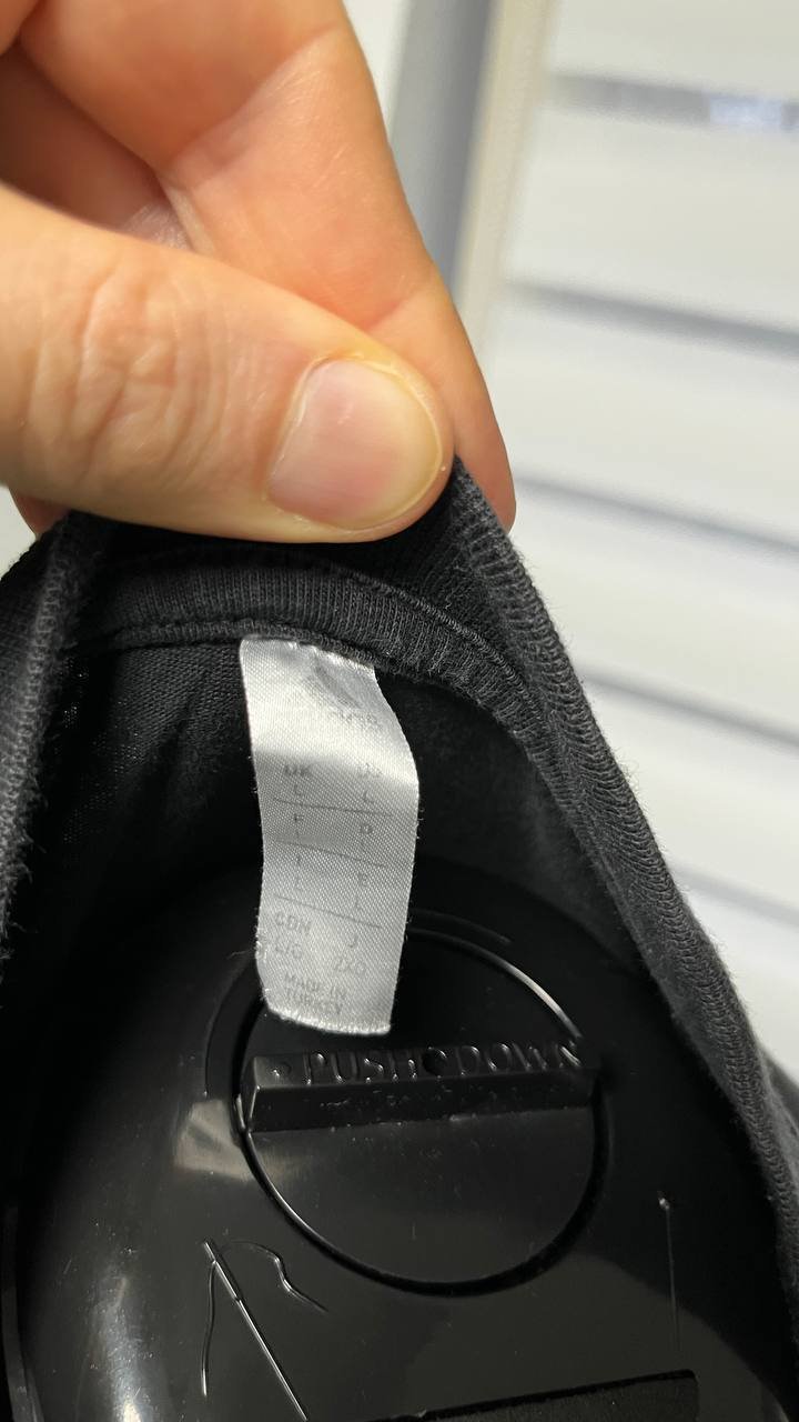 T-Shirt von Adidas (Größe L)