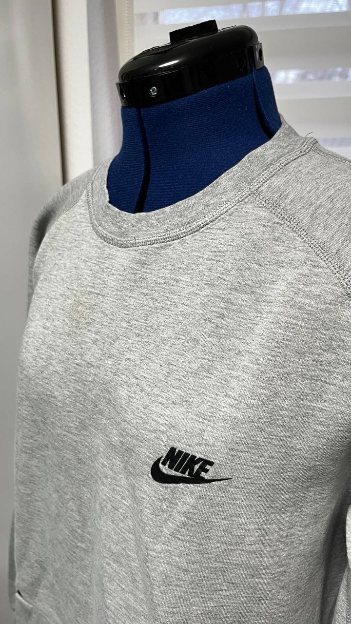 Schöner Pullover von Nike (Größe XL)