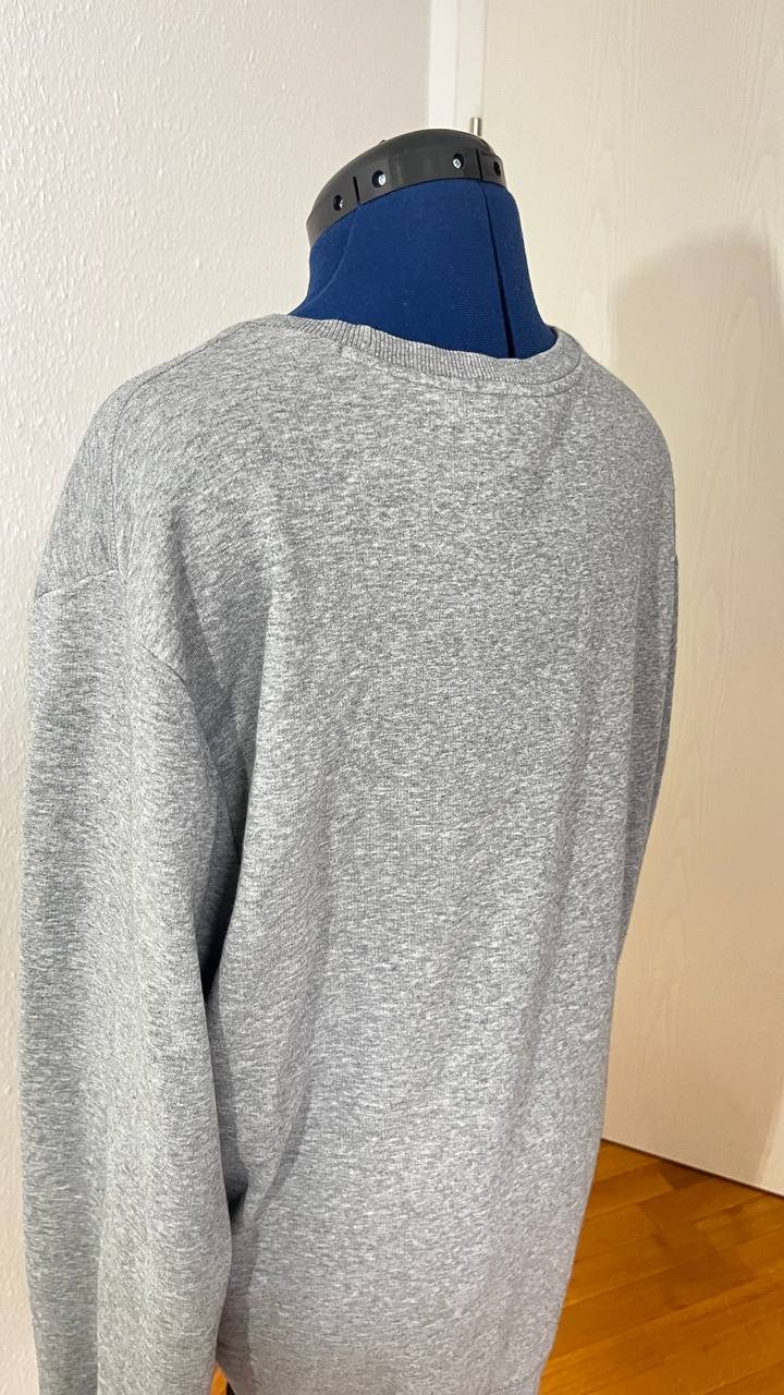 Schöner Puma-Pullover in Grau (XL)
