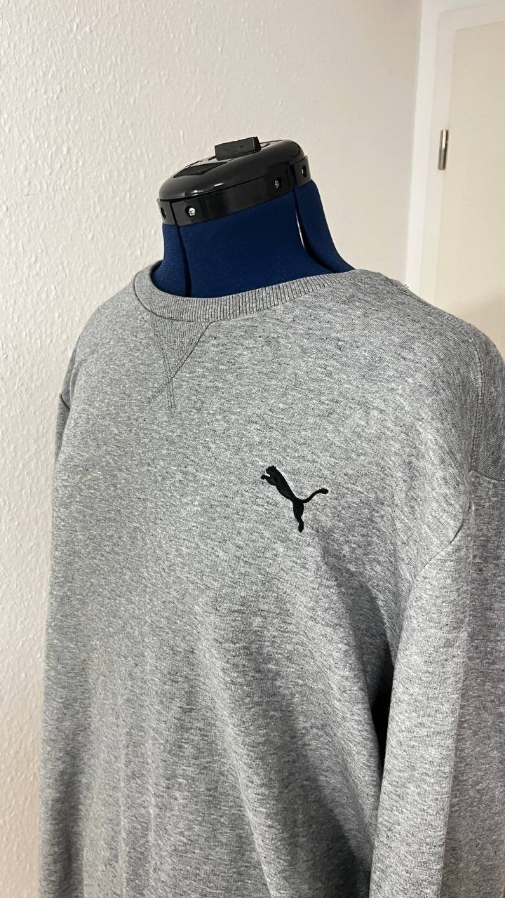 Schöner Puma-Pullover in Grau (XL)