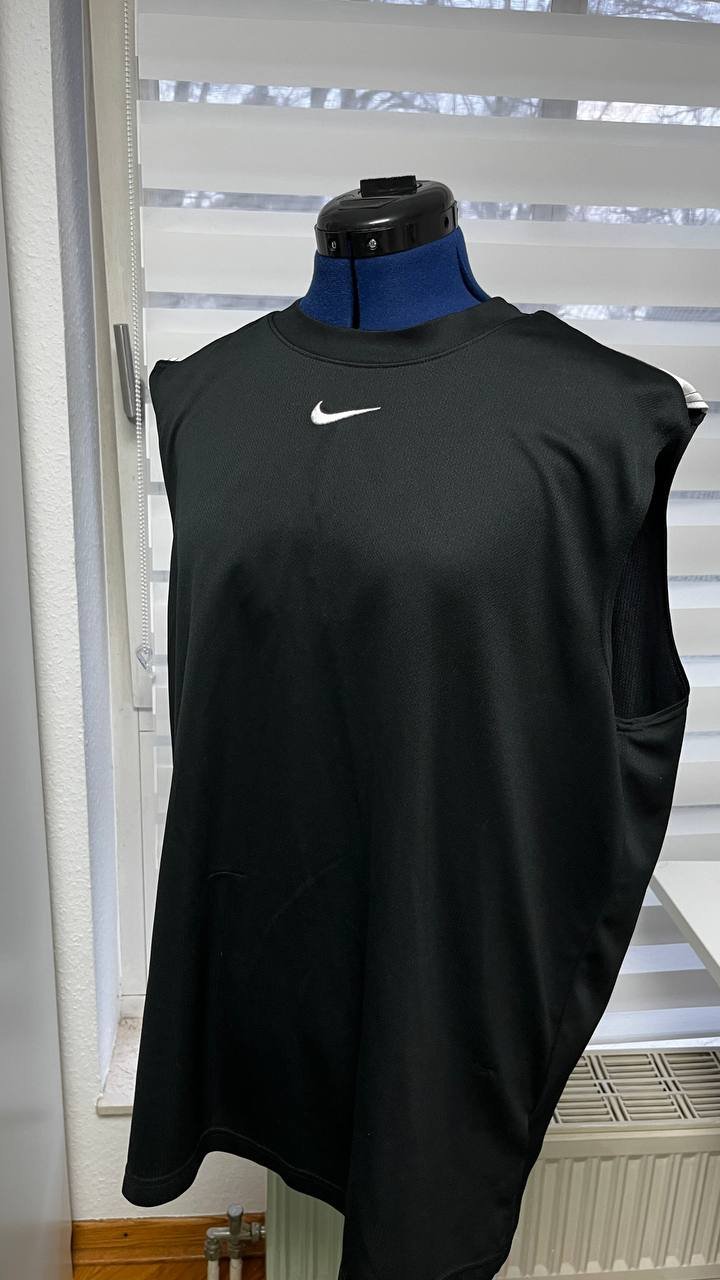 Sport-Shirt von Nike (Größe XL, Dri-Fit)