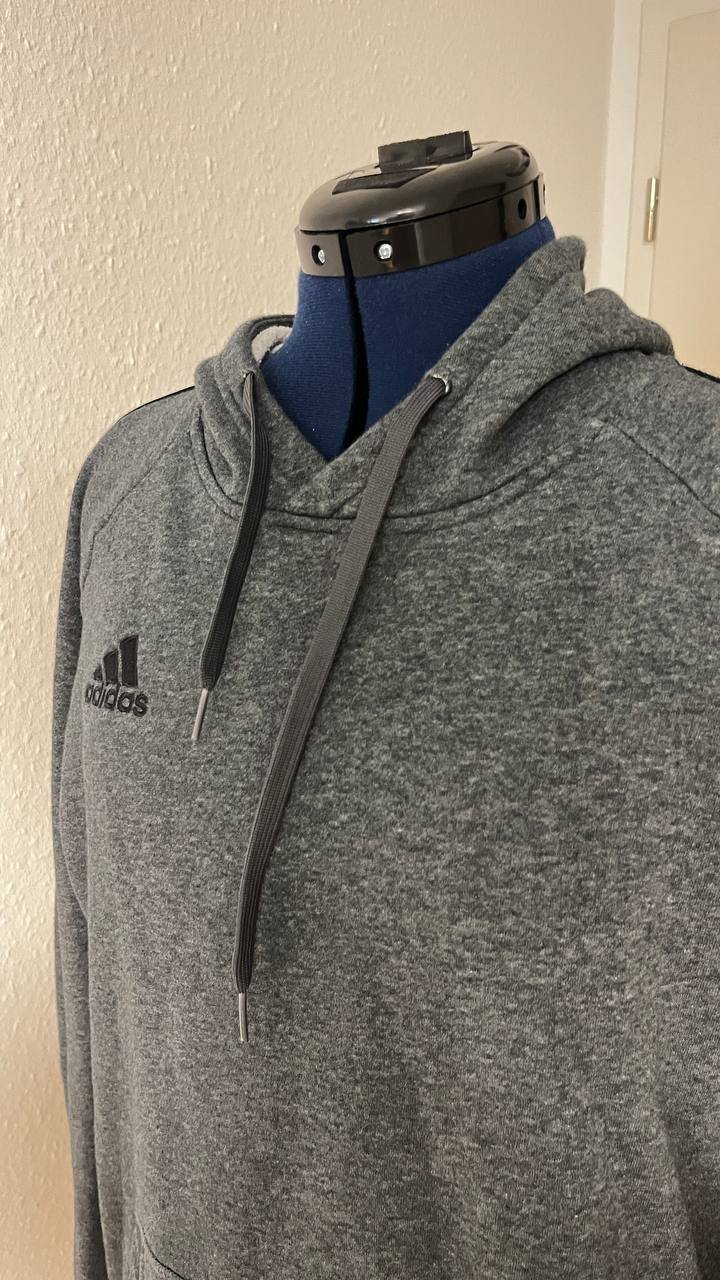 Schöner Adidas-Hoodie in Dunkelgrau (L)