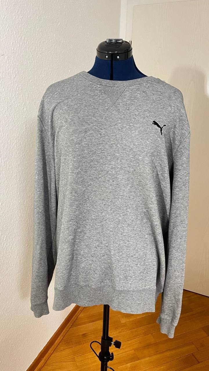 Schöner Puma-Pullover in Grau (XL)