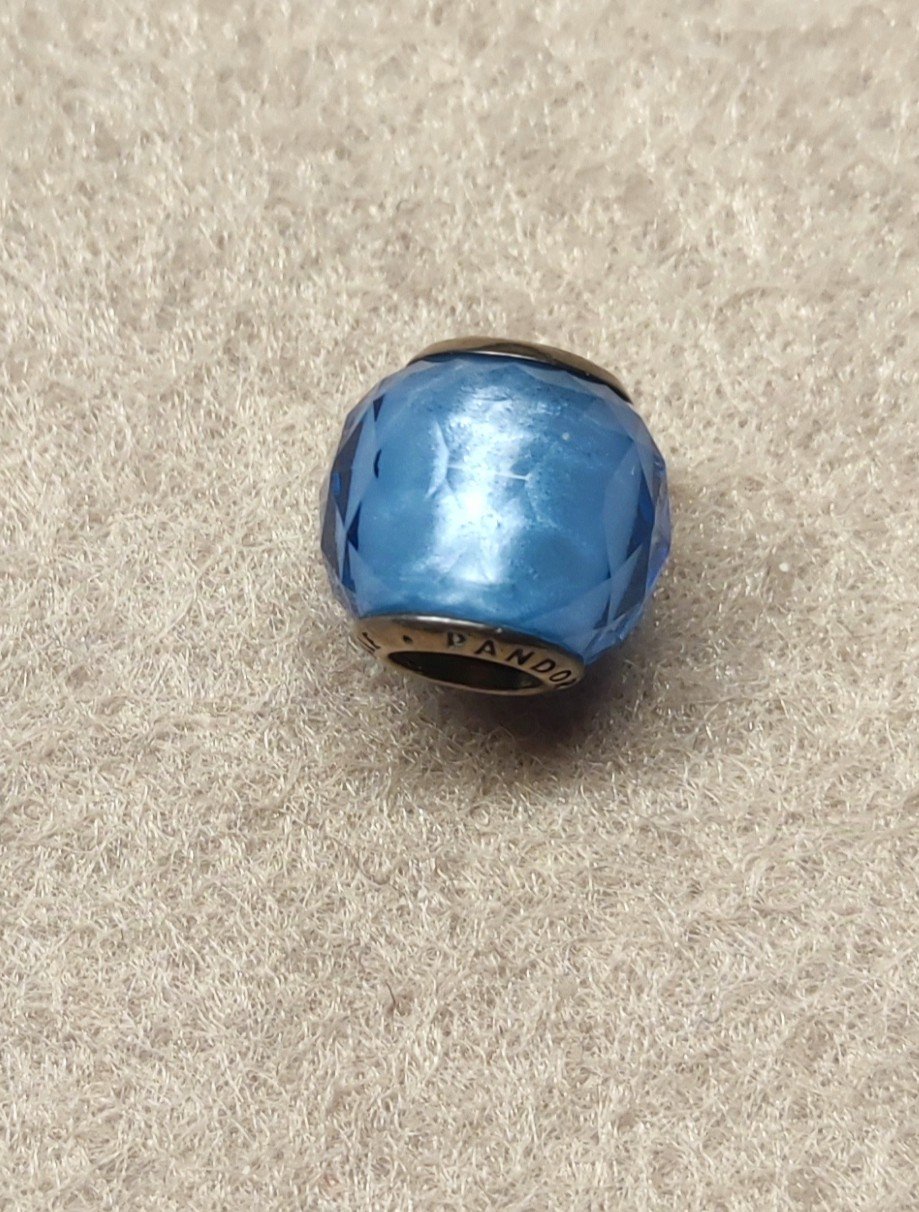 Pandora Charm blau