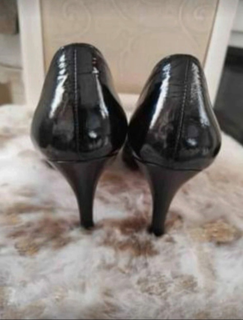 Vollleder Pumps Gr. 39 ~ Vero Guoio ~