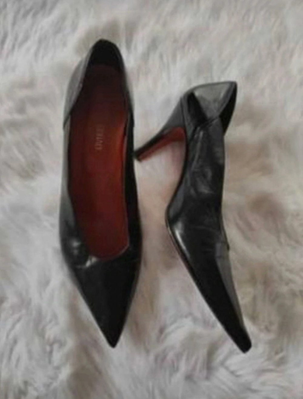 Vollleder Pumps Gr. 39 ~ Vero Guoio ~