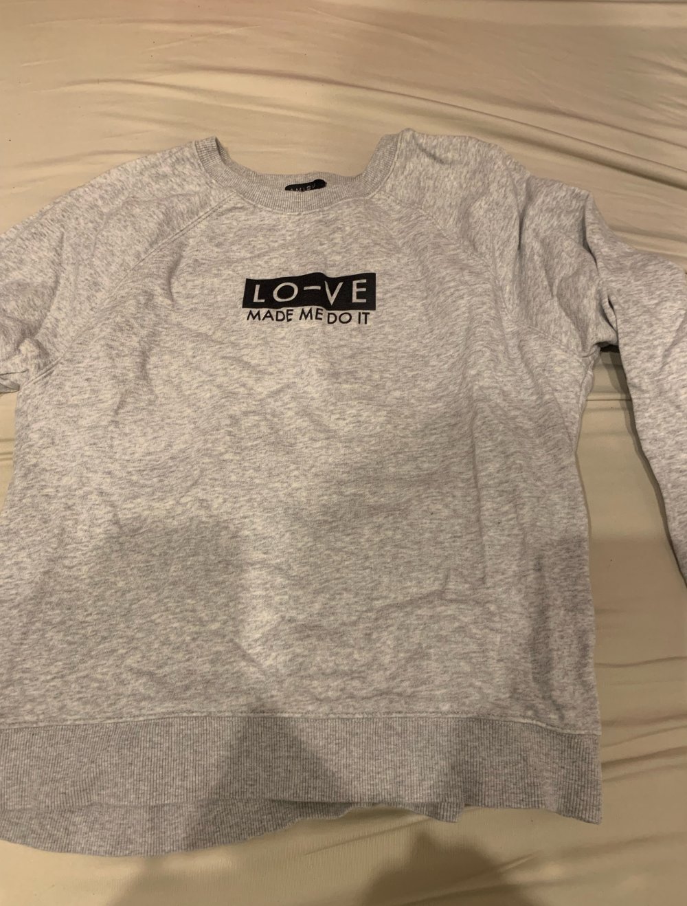 graues Sweatshirt