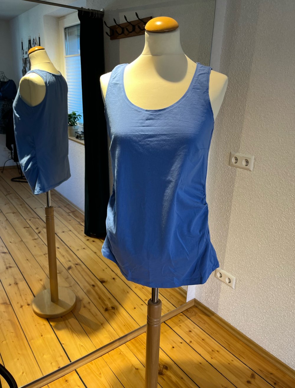 2 Schwangerschafts Tops