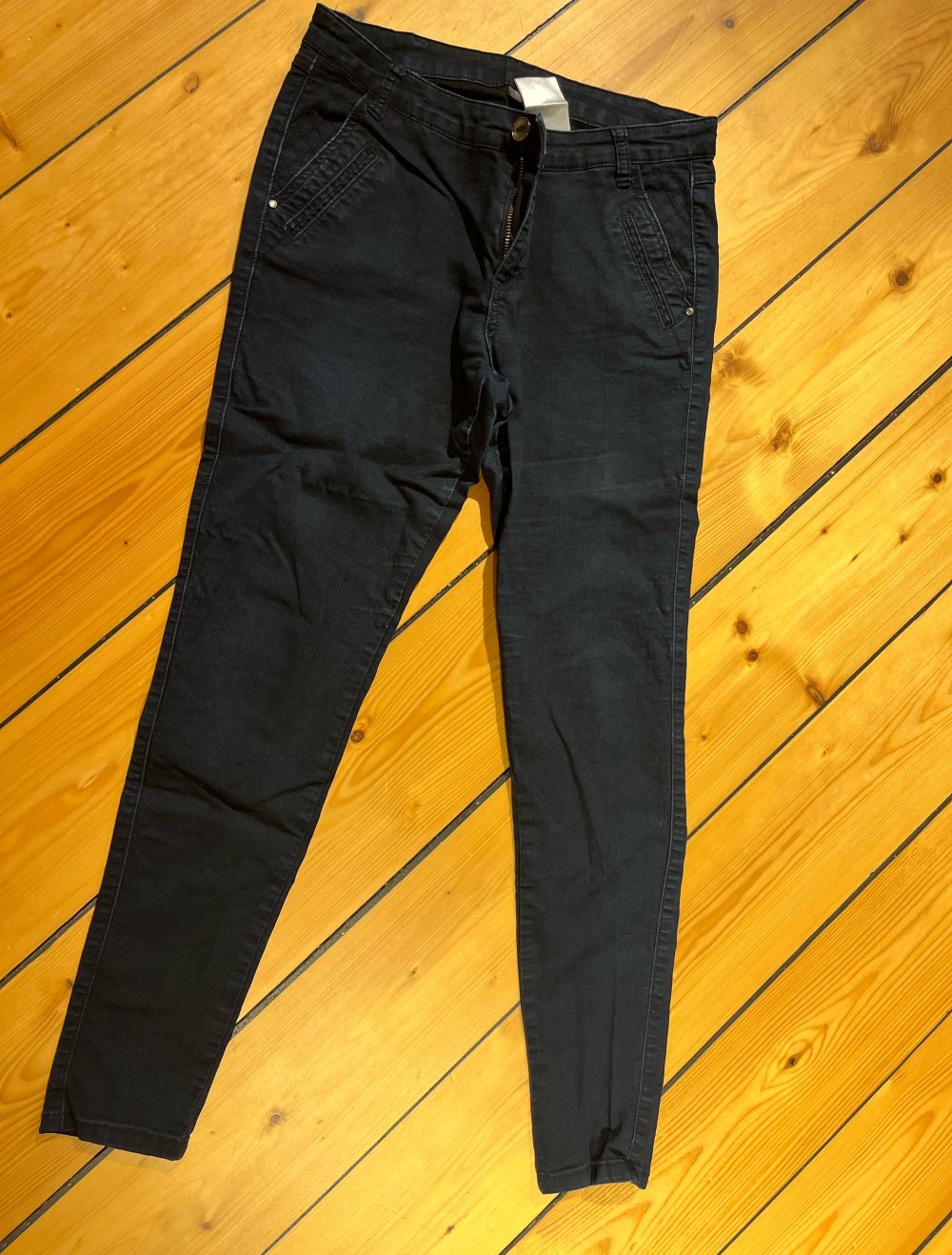 dunkelblaue Jeans