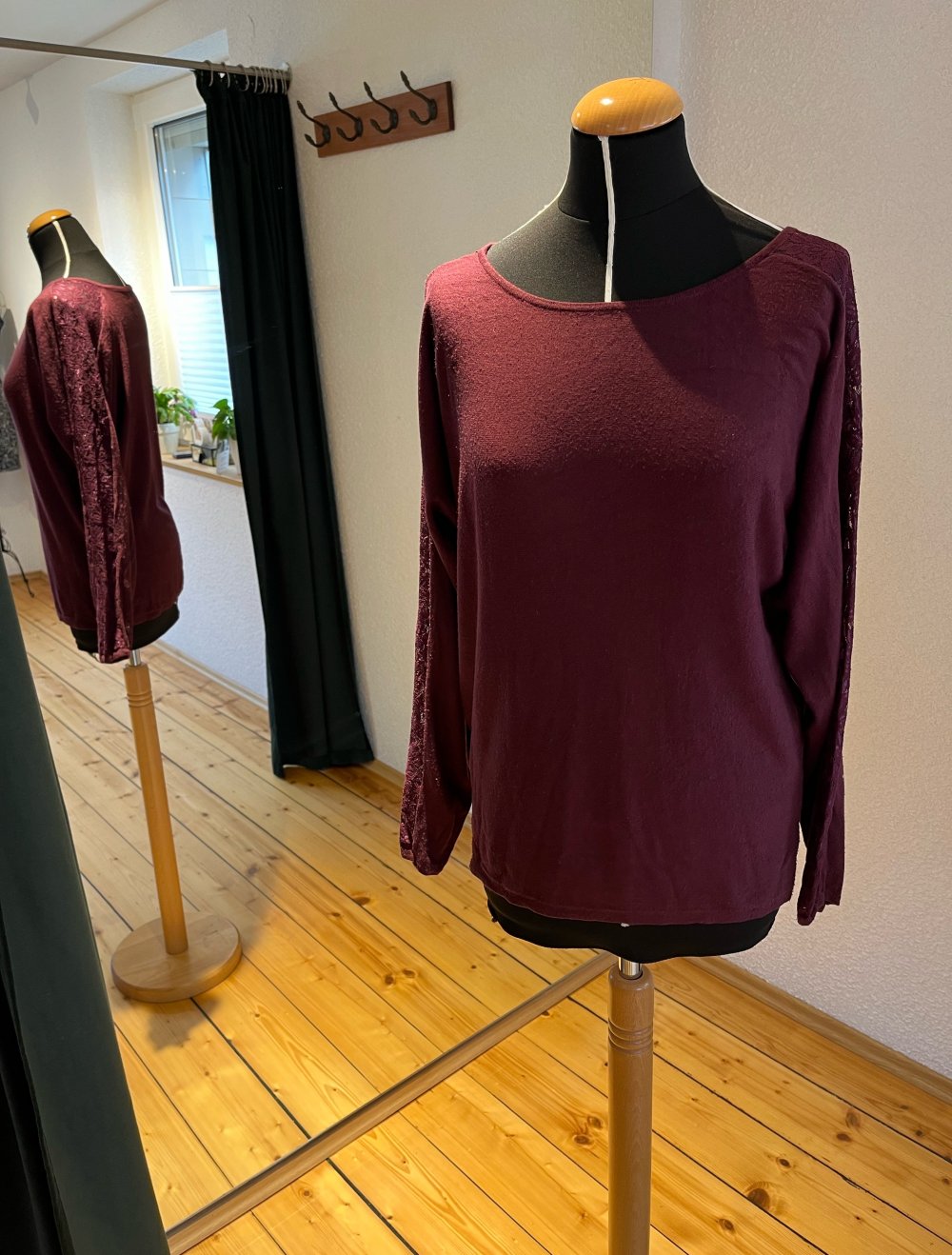 Pulli mit Spitze