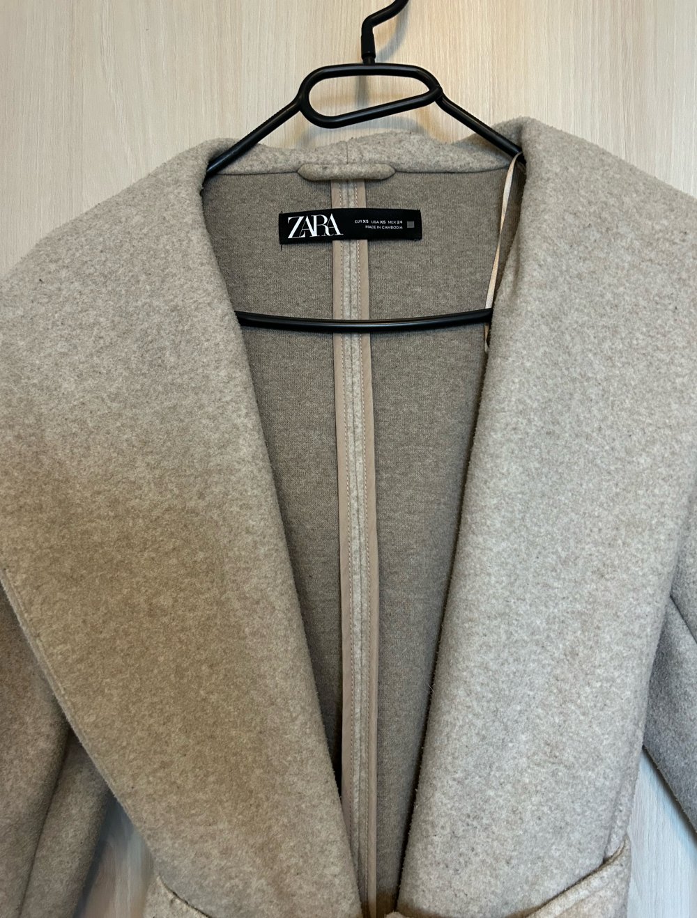 Mantel Zara