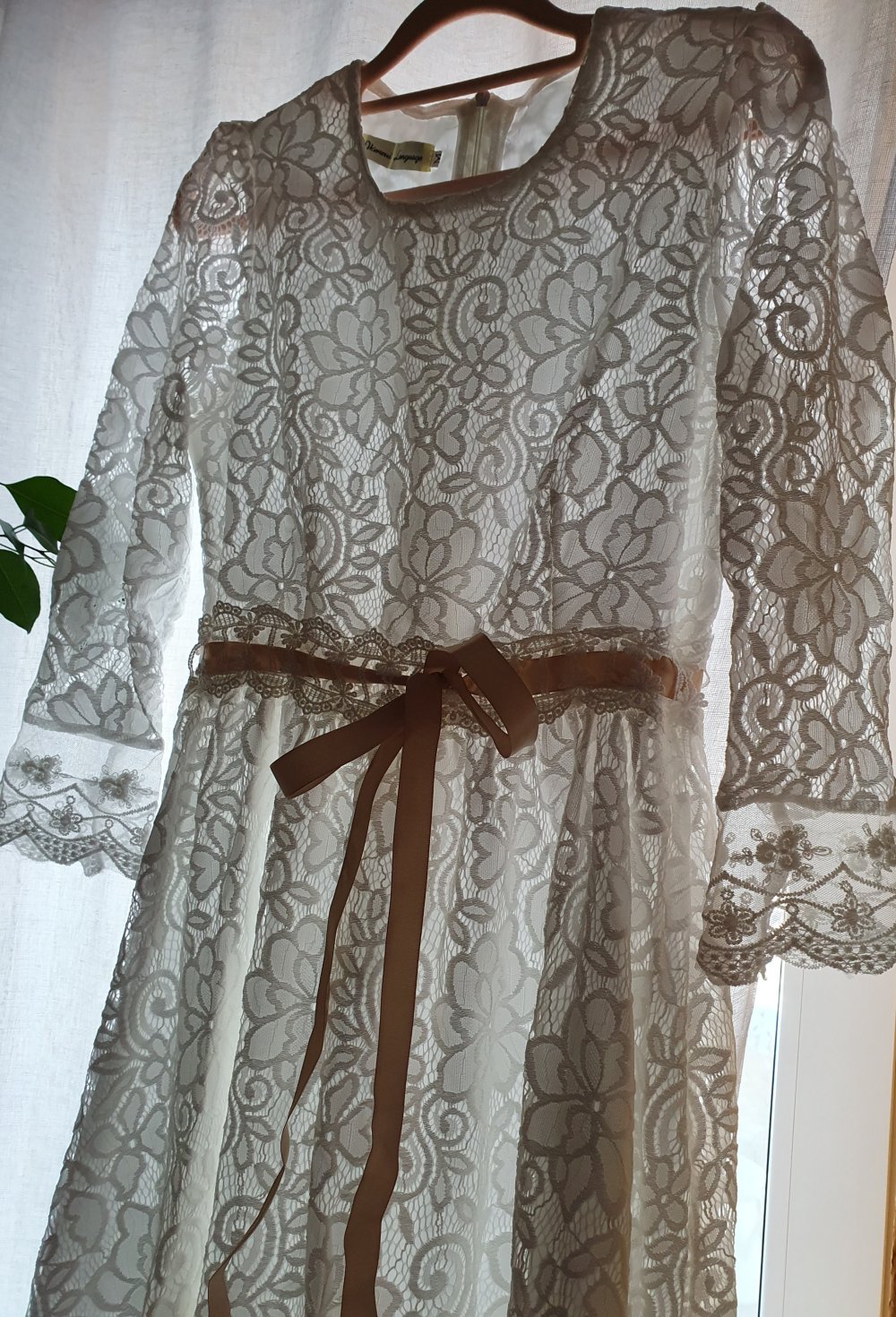 Spitzenkleid im Vintage-Stil 