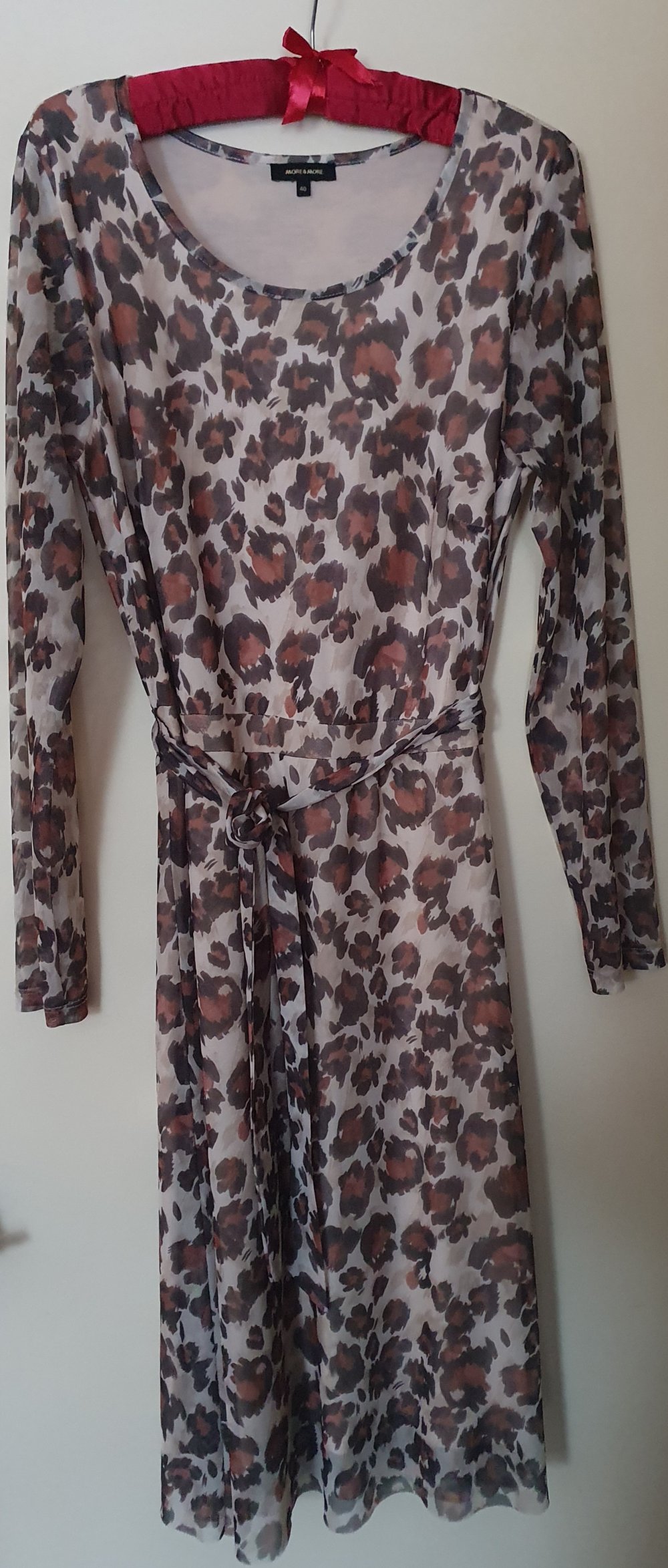 Kleid von More & More