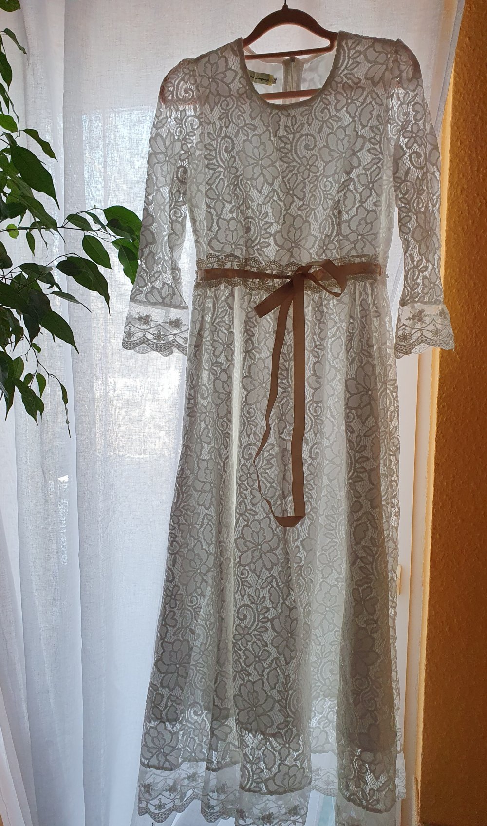 Spitzenkleid im Vintage-Stil 