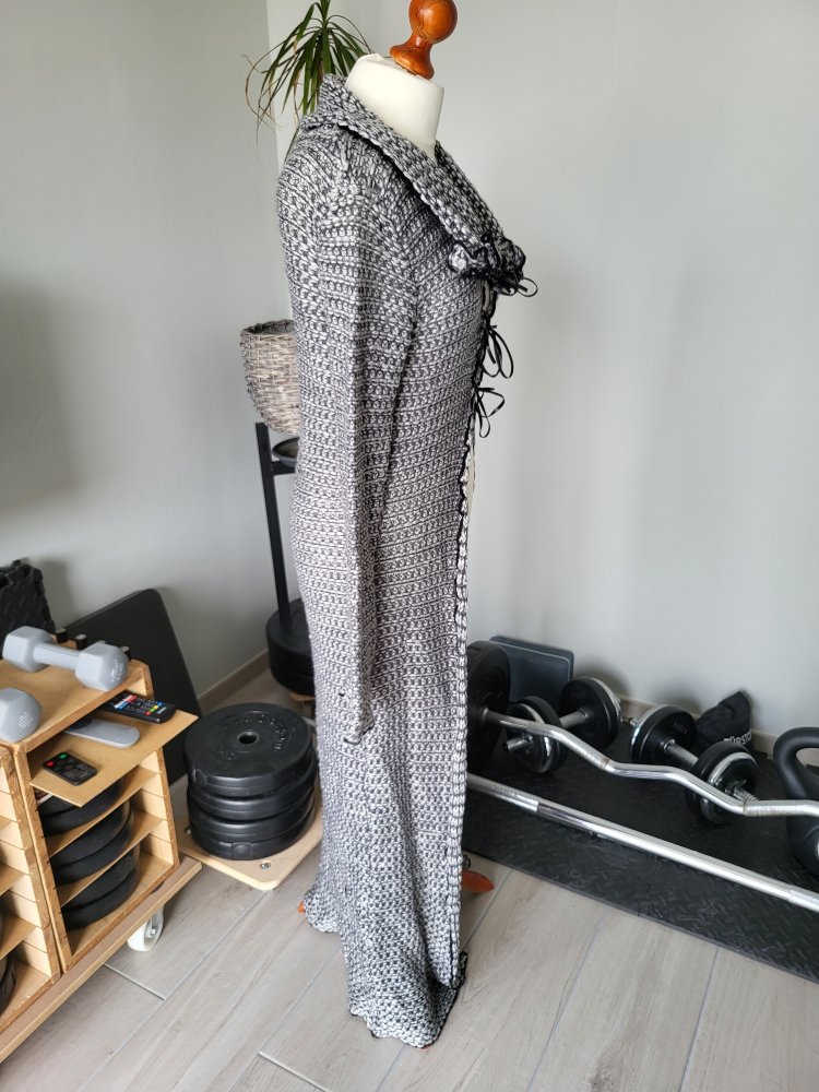 Strickmantel sehr lang von Helline Ihr wollt was besonderes hier ist es