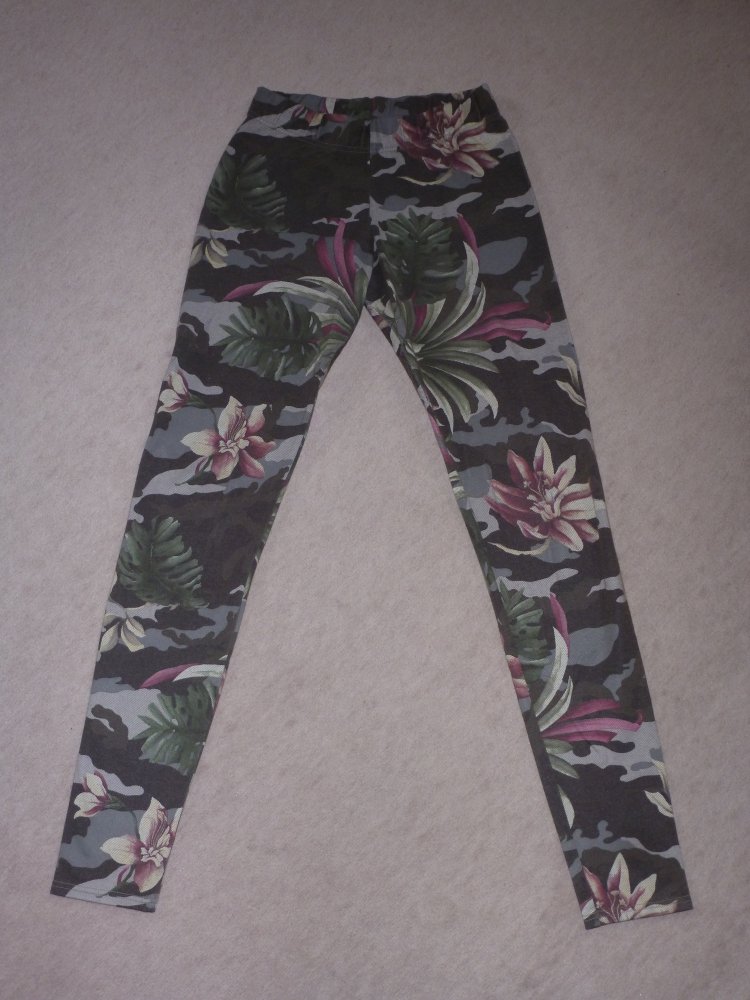 Leggings Calzedonia Blumen Blätter Camouflage
