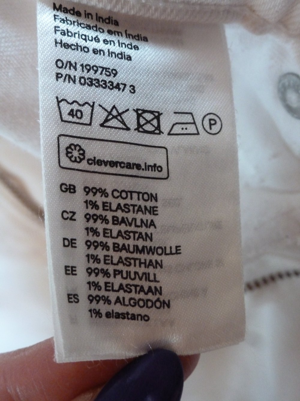 weisse Jeans H&M destroyed Risse