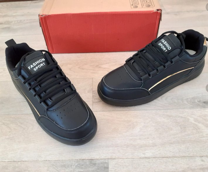 trendige Sneaker Gr. 38 NEU