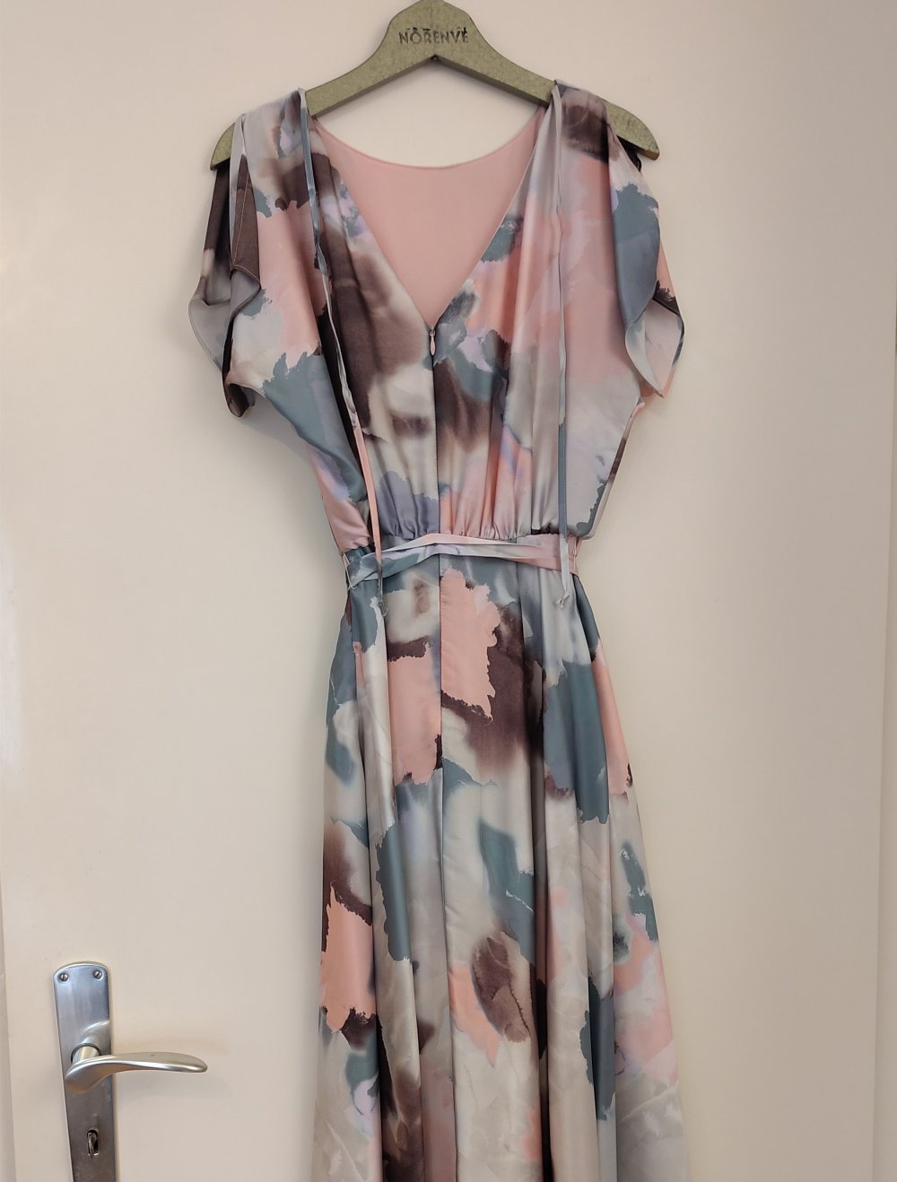 Damenkleid