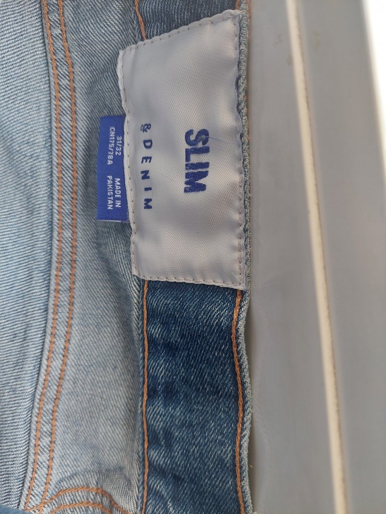 Jeans H&M 31/32 Slim