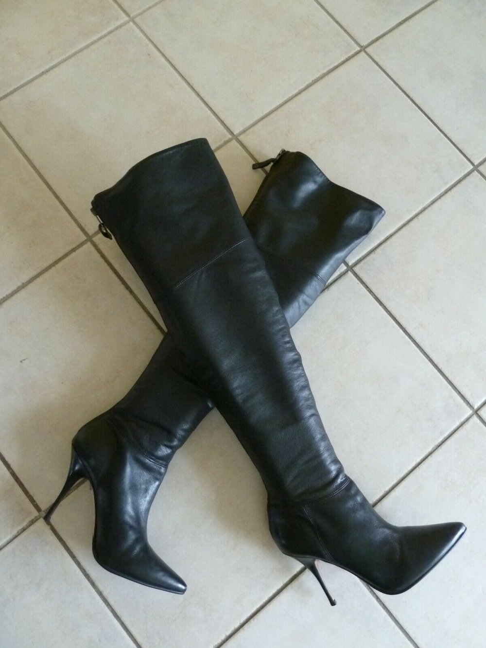 Buffalo Leder Overknee Stiefel spitz 40