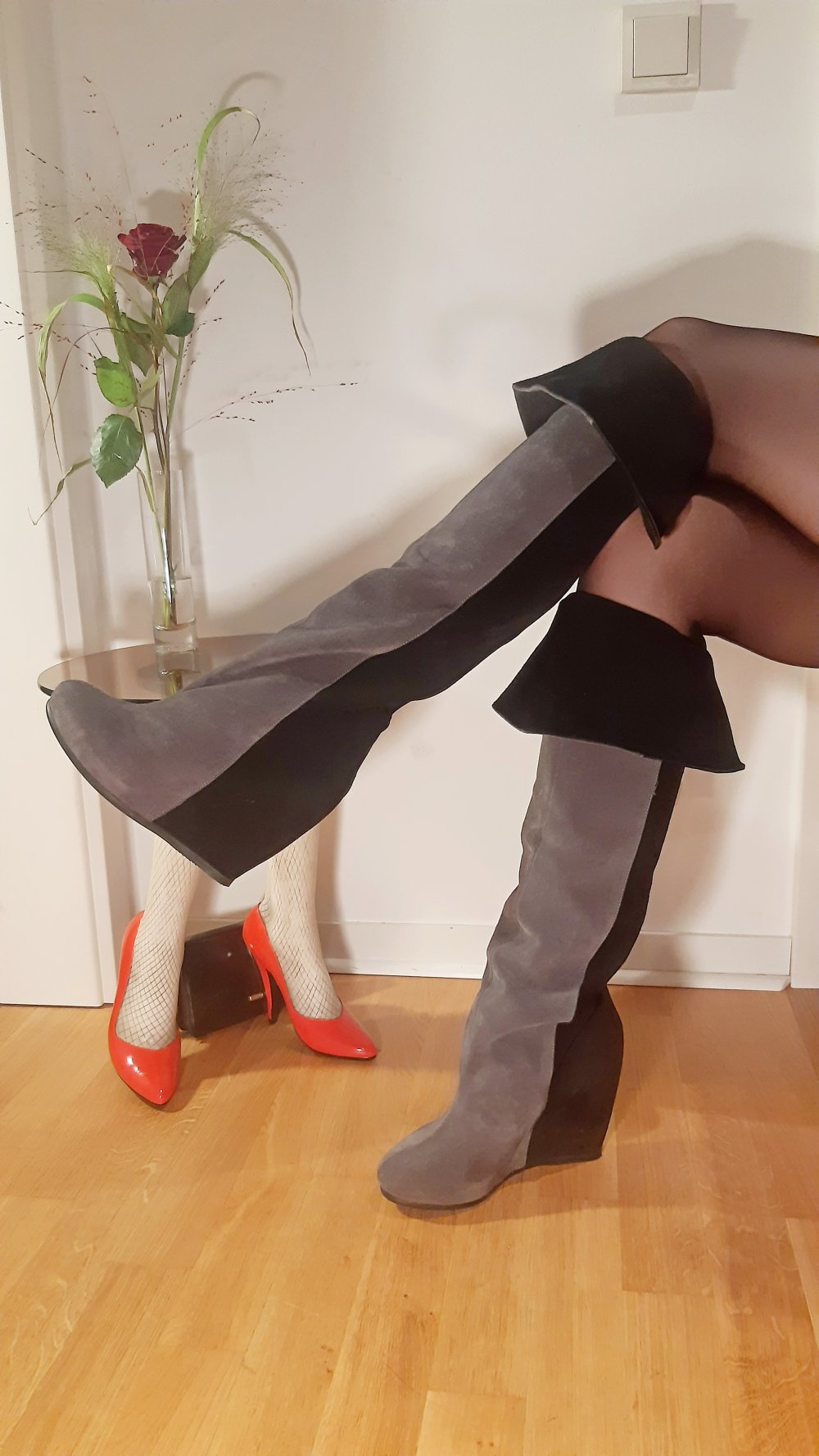 Made in Italy Mori Wildleder Overknee High Heel Stiefel Wedge grau schwarz 40