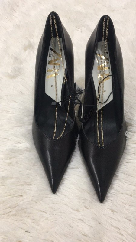 Zara High Heel schwarz Leder Kettchen Pumps 40