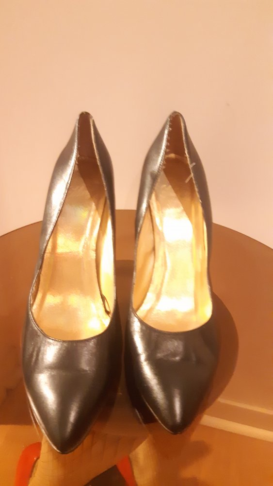 Neu Mango Lederpumps 39