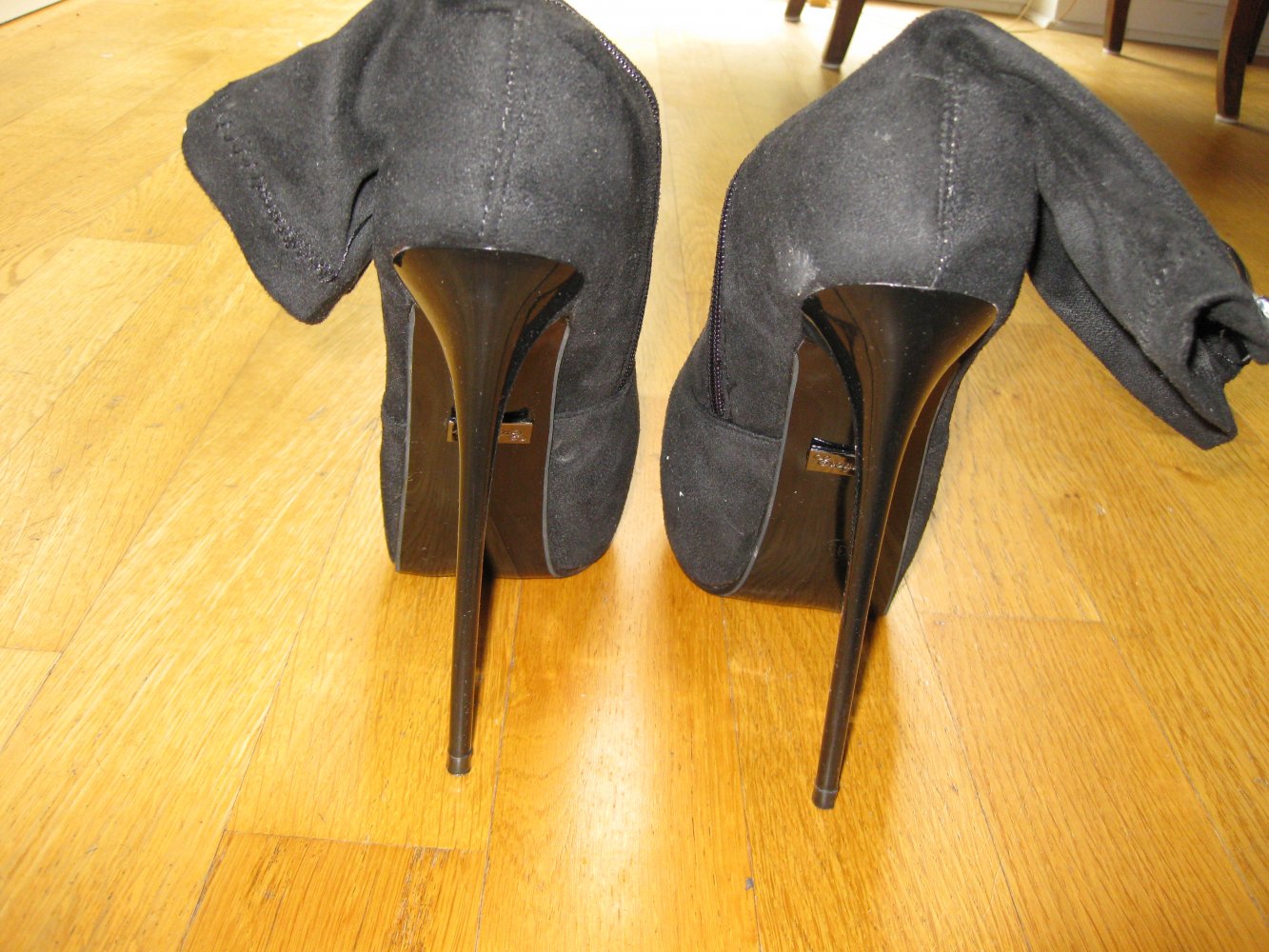 Erogance Stiefeletten schwarz Stiletto Plateau 39