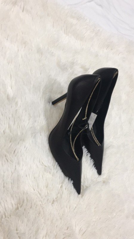 Zara High Heel schwarz Leder Kettchen Pumps 40