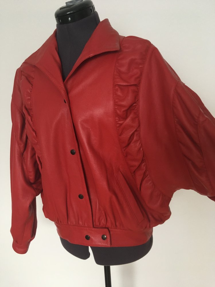 NEU - Lederjacke / Jacke / Bomberjacke, rot - Gr. XXL / 44