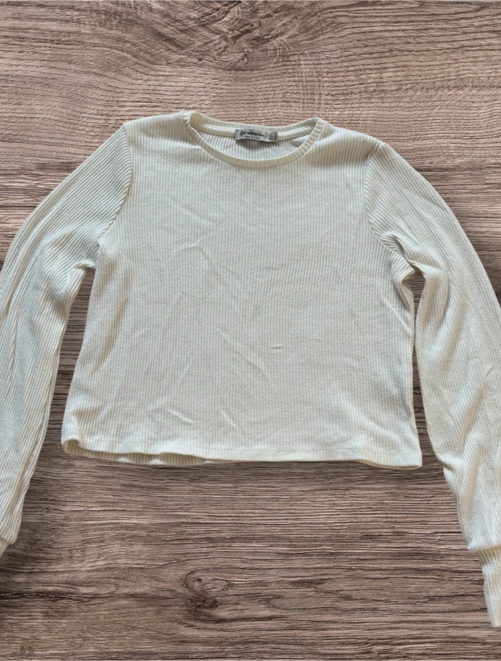 Weißer gerippter Langarm-Pullover – Größe M