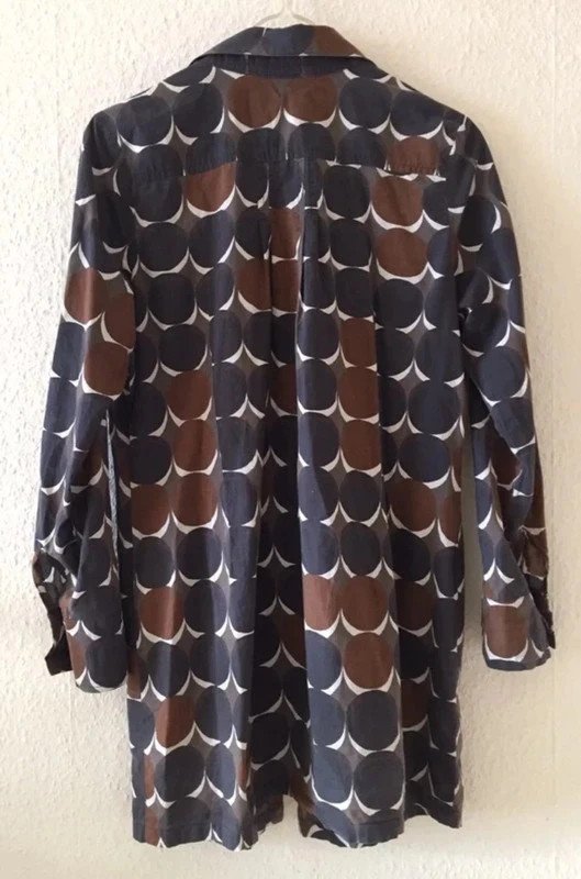 Gepunktete Bluse