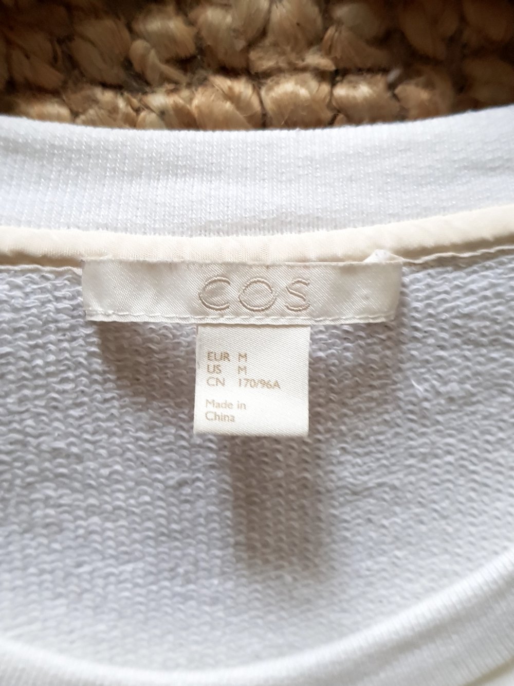 COS Pullover Sweat Bluse weiß creme mit Rüschen M