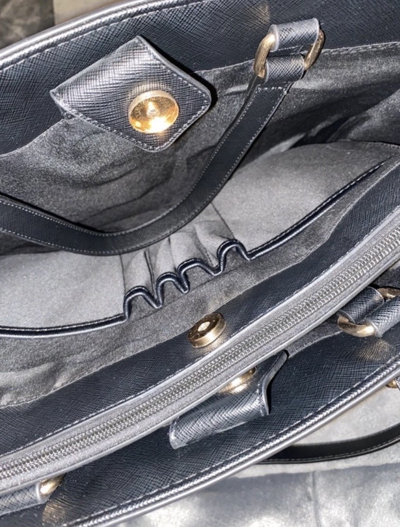 Handtasche