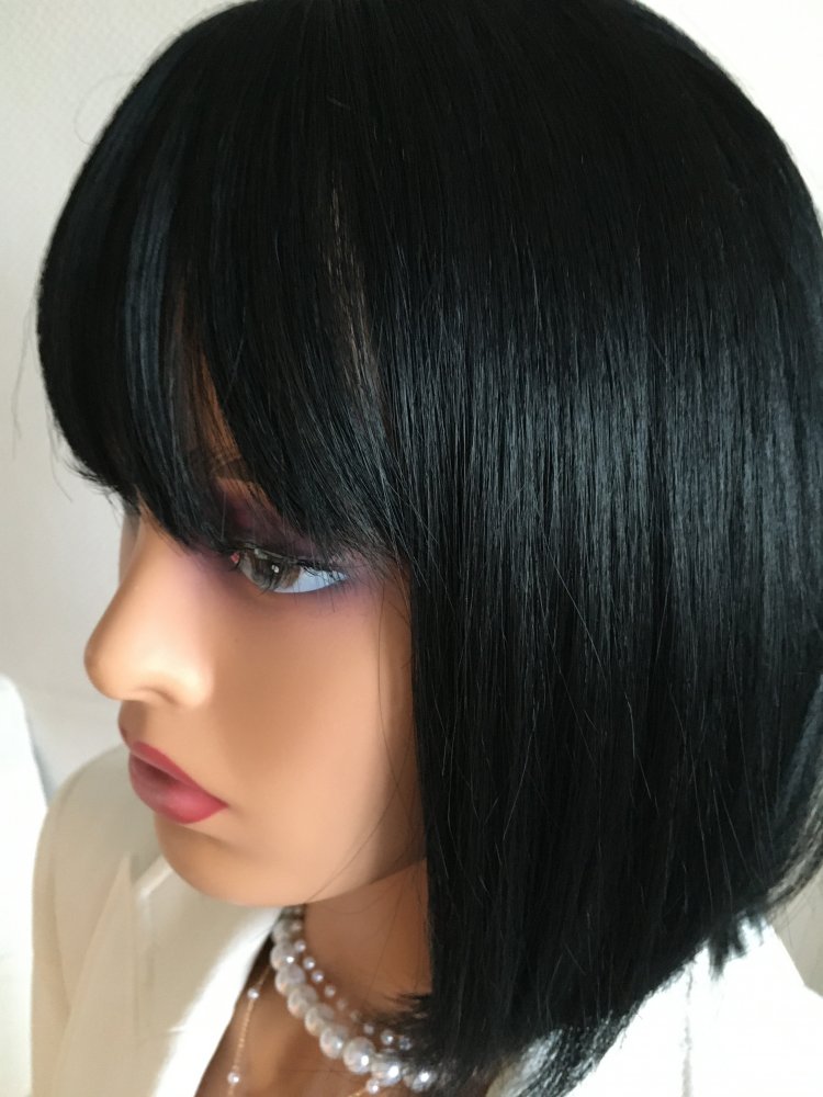 Bob Perücke schwarz mit Pony - neu