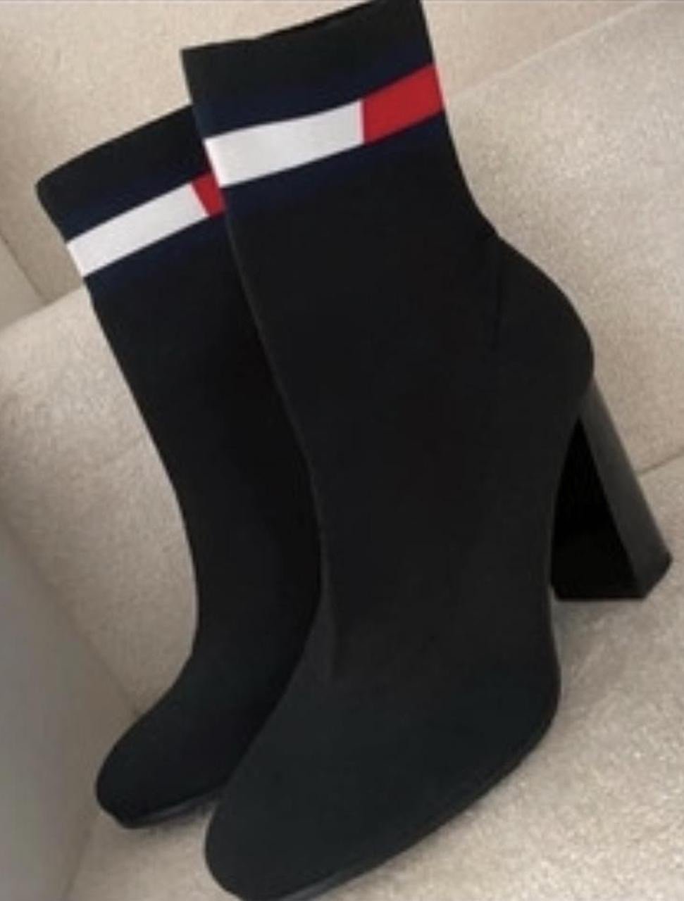 Neue Tommy Jeans Tommy Hilfiger Sockboots Sockheels Gigi Hadid