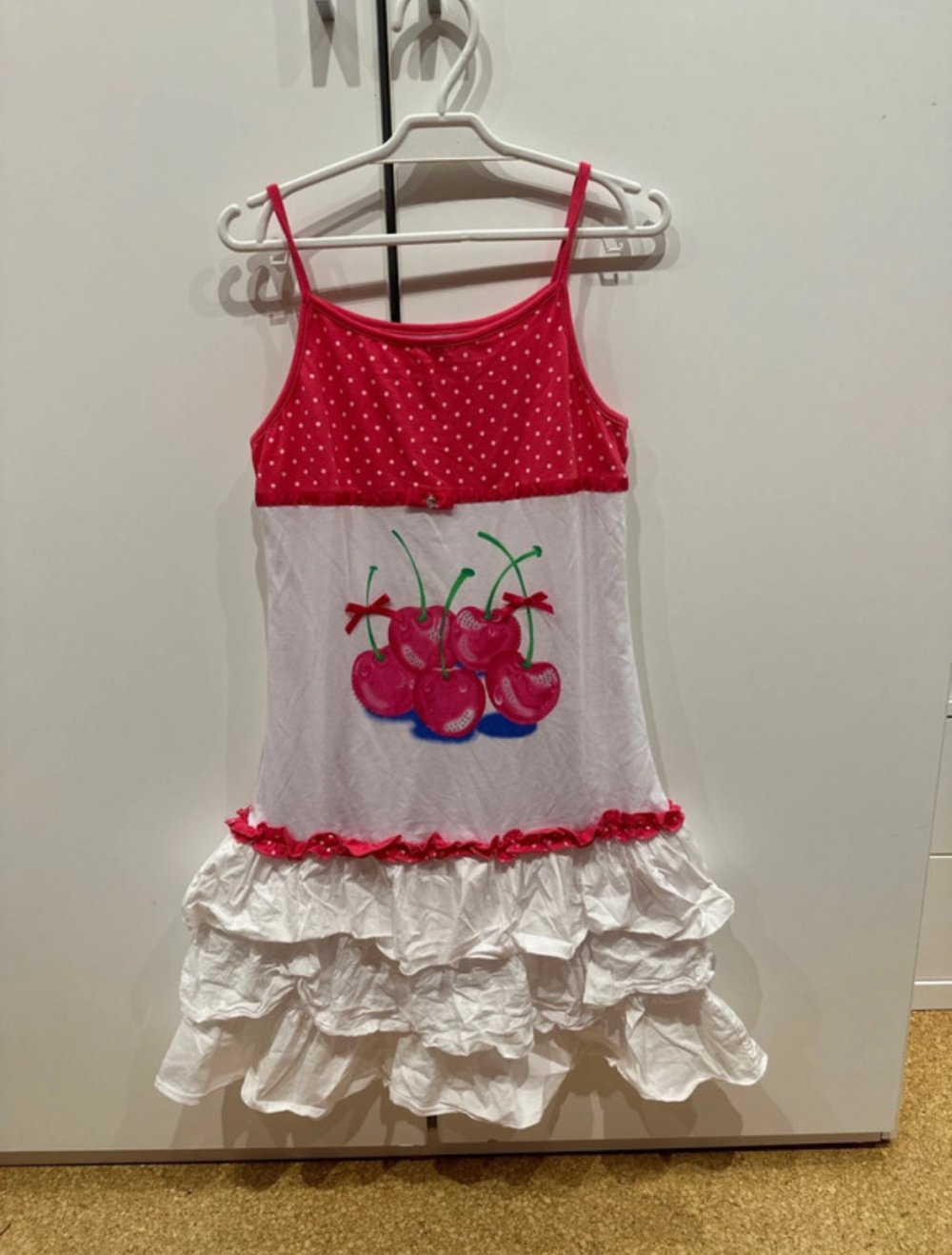 Kleid 146