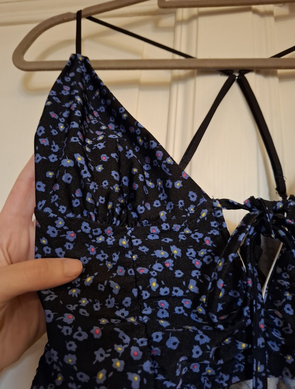 Blumen Crop Top