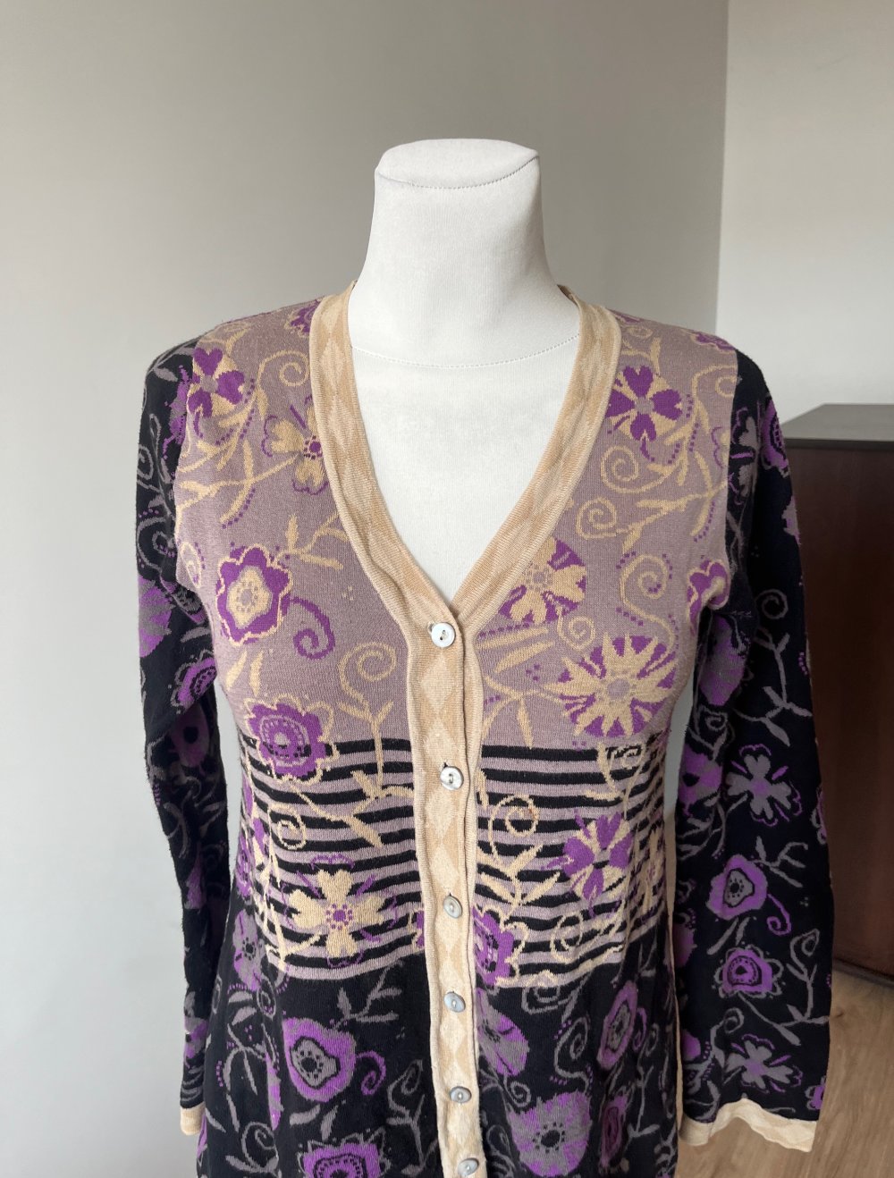 Gudrun Sjoden pulli