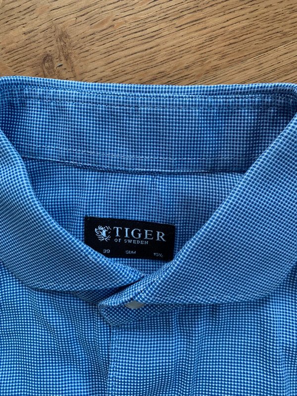 Blau/weißes Hemd von Tiger of Sweden