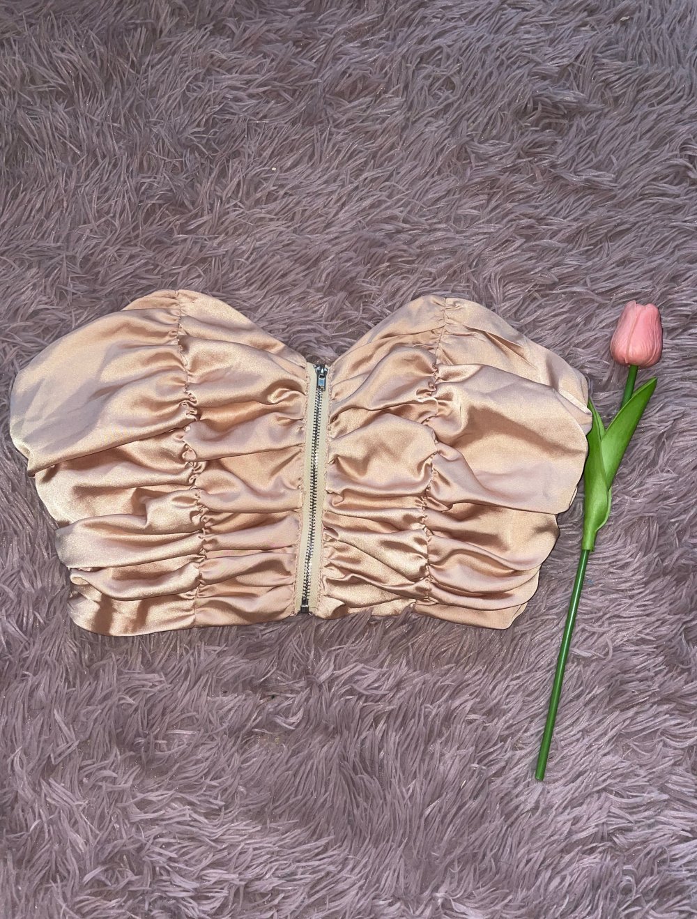 Top mit Rüschen, rosegold?