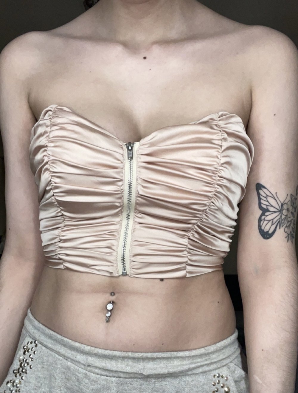 Top mit Rüschen, rosegold?