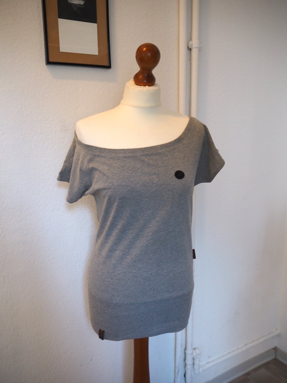 Off-Shoulder Shirt von Naketano