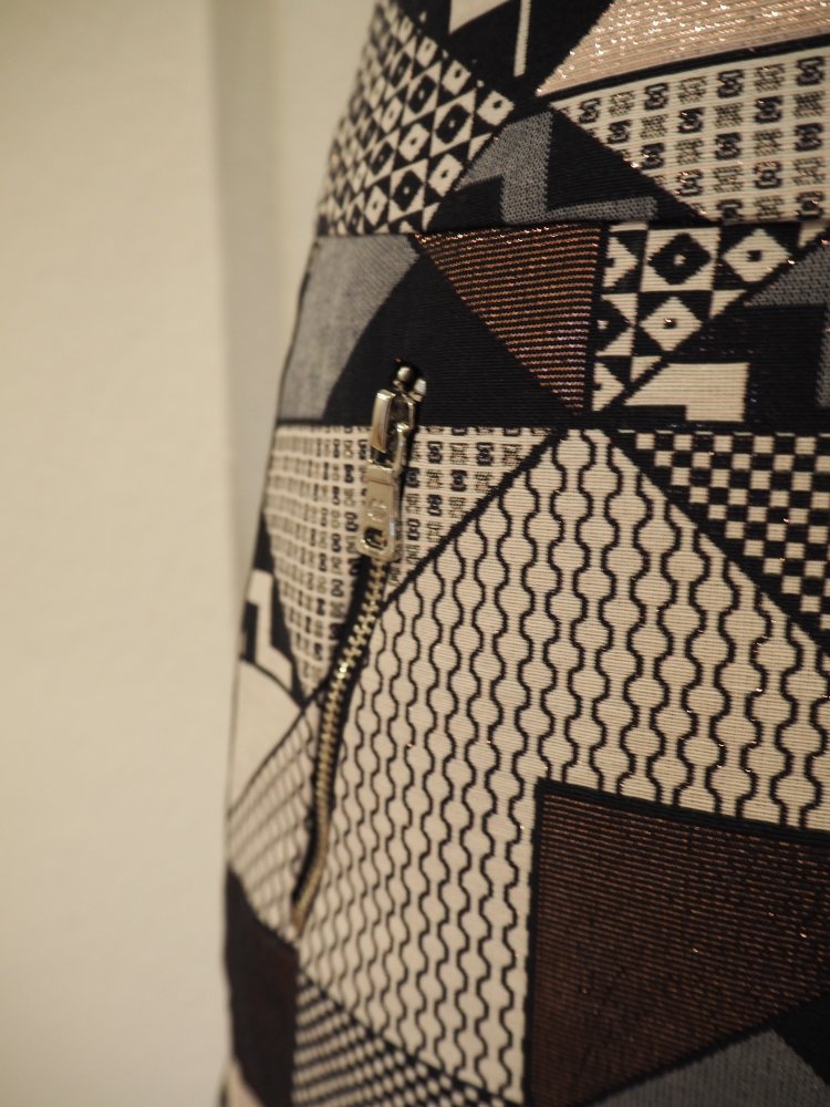 Eleganter Midirock mit Glitzer-Details