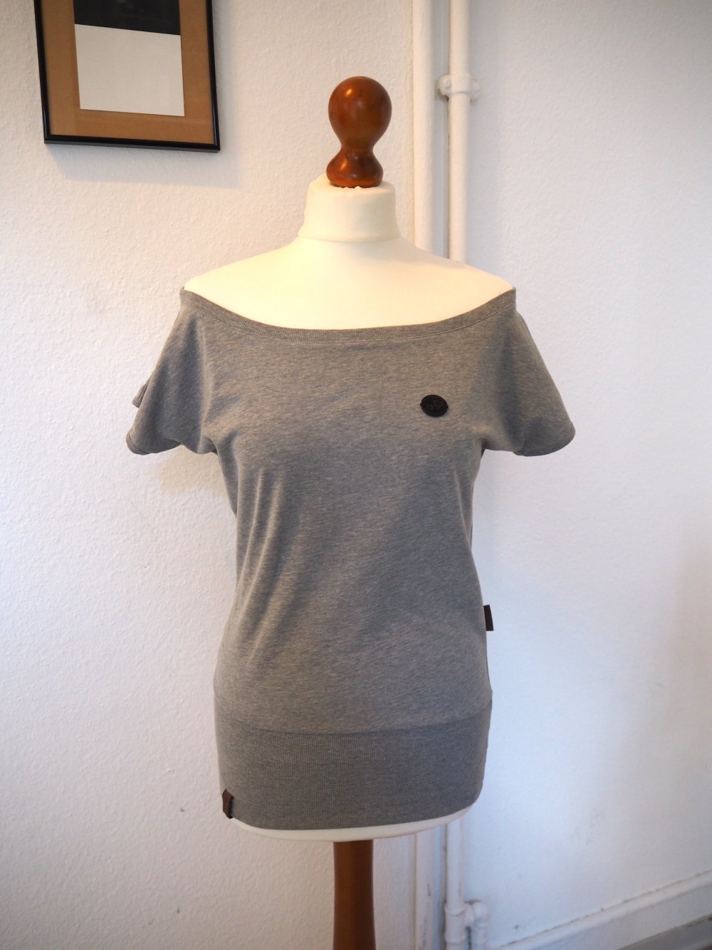 Off-Shoulder Shirt von Naketano