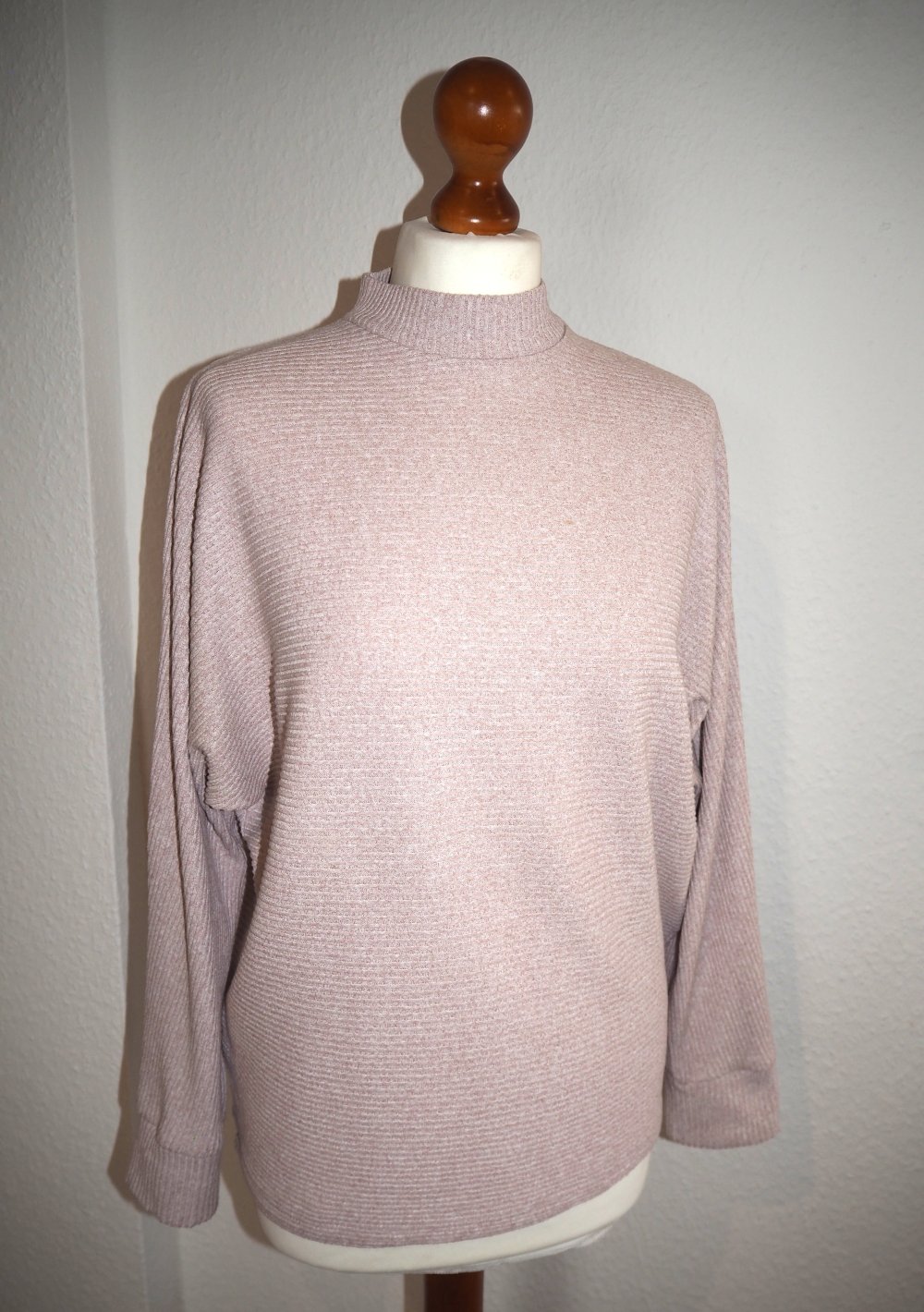 Feinstrickpullover mit Stehkragen